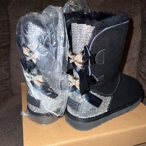 Bailey Bow UGG boots Special edition